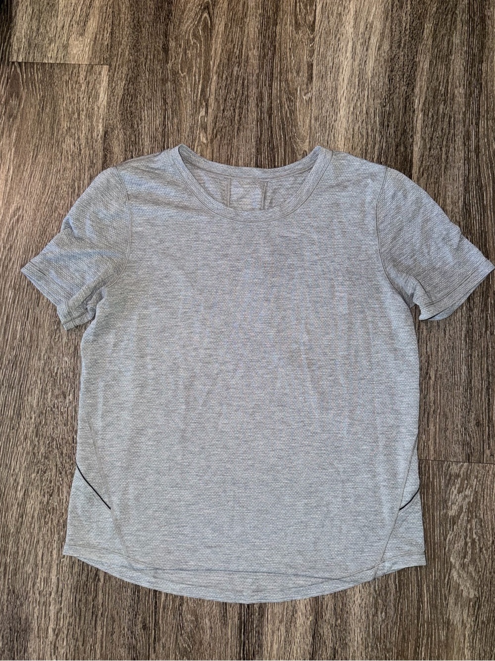 Women’s Short Sleeve Crew Neck Top - Light Gray - Lululemon - Reflective